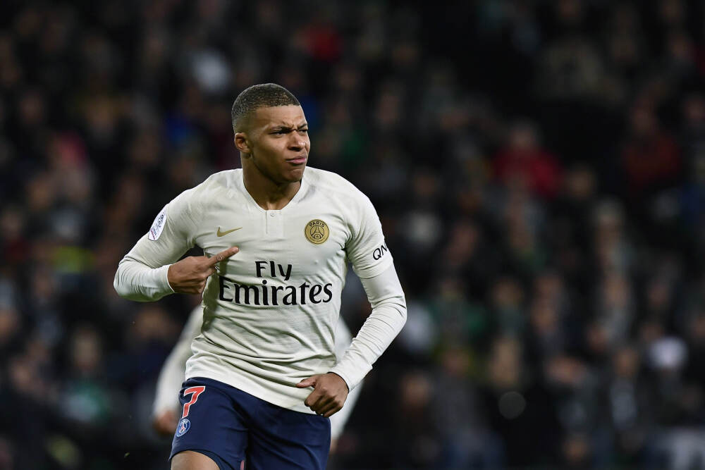 暧昧期升温感情的5个小动作，超有效